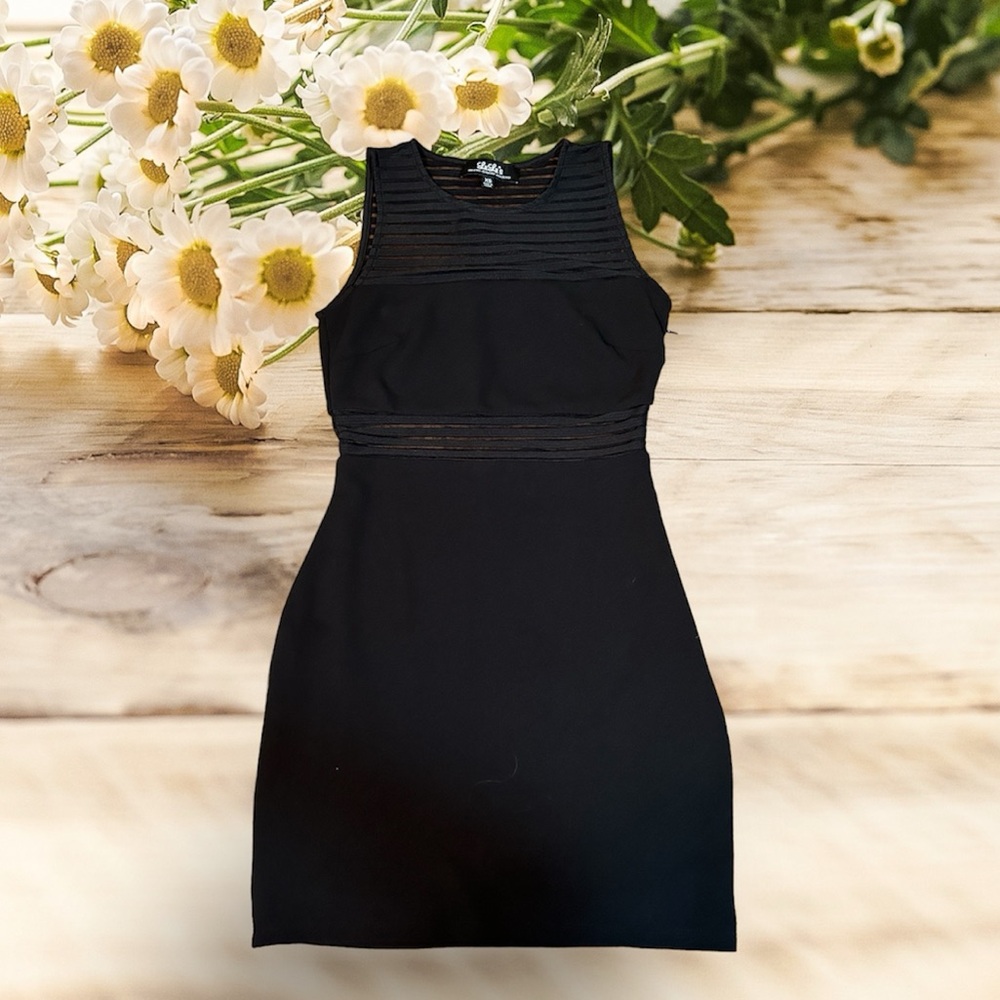 LULUS Women’s Little Black Dress